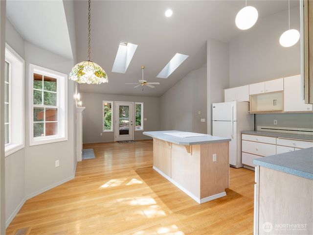 6920 47th Street Ct W, University Place, WA 98466