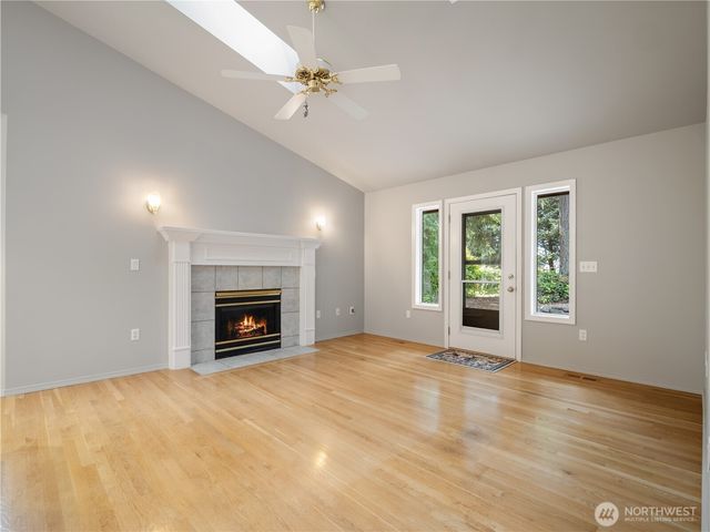 6920 47th Street Ct W, University Place, WA 98466