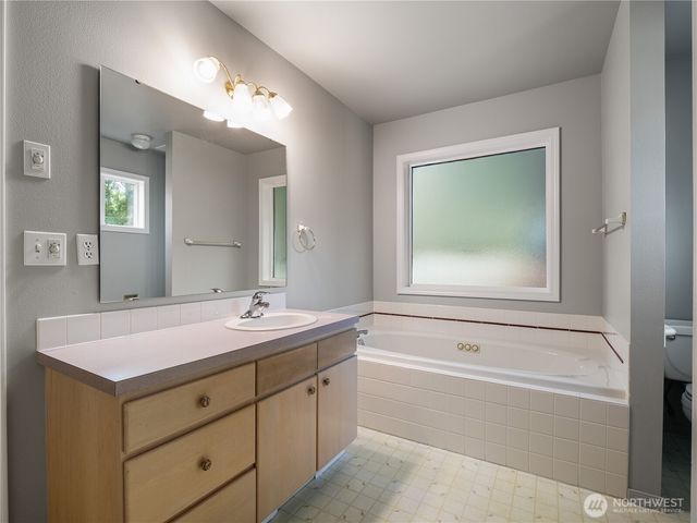 6920 47th Street Ct W, University Place, WA 98466