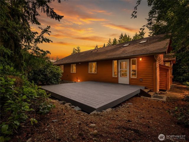 6920 47th Street Ct W, University Place, WA 98466