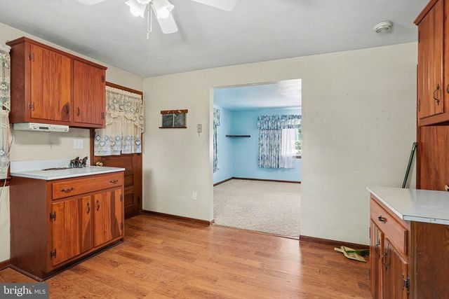 1872 SPRING ROAD, Carlisle, PA 17013