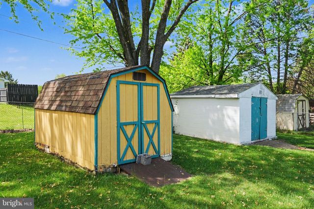 1872 SPRING ROAD, Carlisle, PA 17013