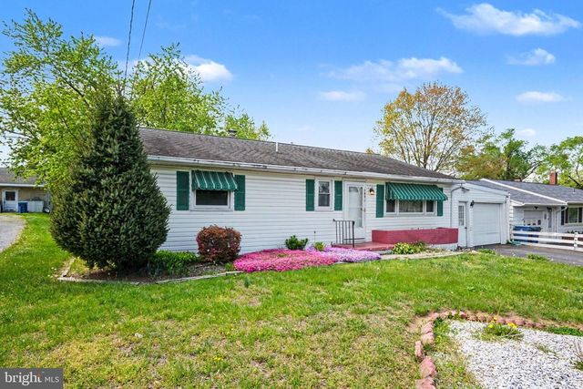 1872 SPRING ROAD, Carlisle, PA 17013