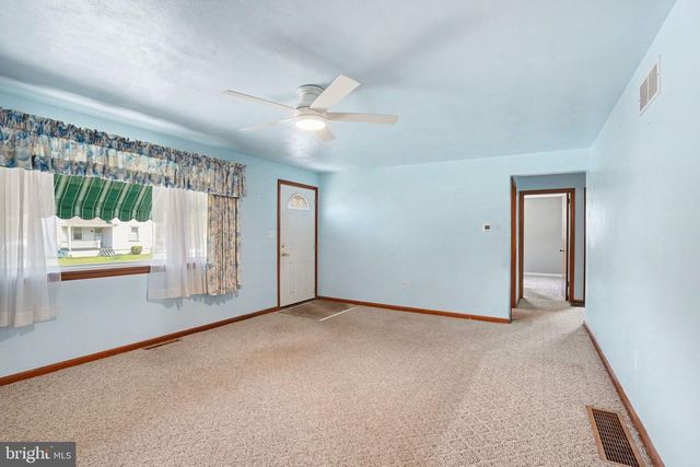 1872 SPRING ROAD, Carlisle, PA 17013