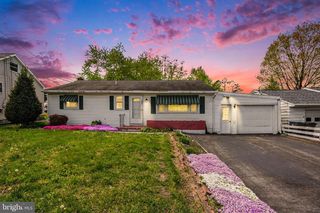 1872 SPRING ROAD, Carlisle, PA 17013