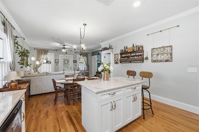 314 W COMANCHE AVENUE, Tampa, FL 33604