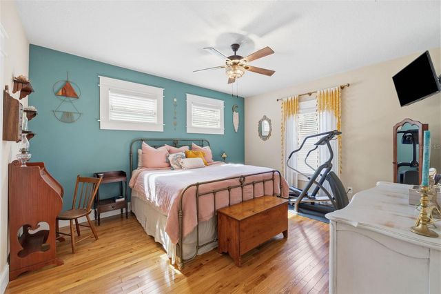 314 W COMANCHE AVENUE, Tampa, FL 33604