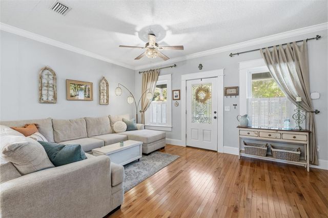 314 W COMANCHE AVENUE, Tampa, FL 33604
