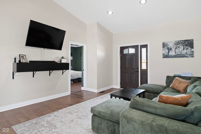 202 W Willow Street, Milroy, IN 46156