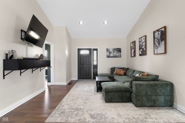 202 W Willow Street, Milroy, IN 46156