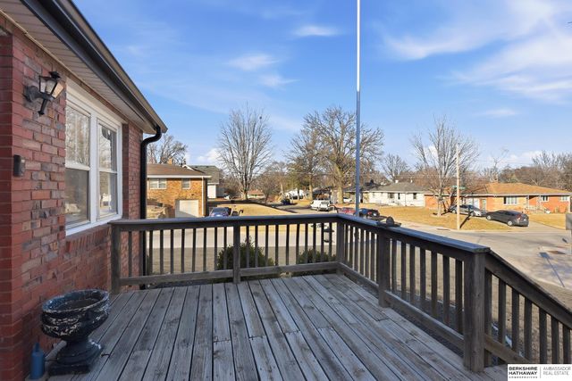 3052 S 43rd Street, Omaha, NE 68105