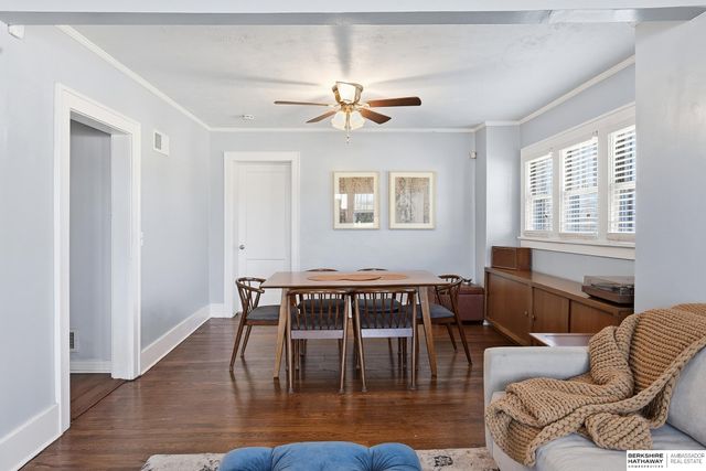 3052 S 43rd Street, Omaha, NE 68105