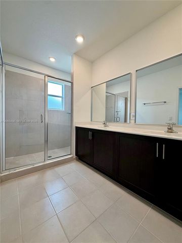 2685 SE 13th Court, Homestead, FL 33035