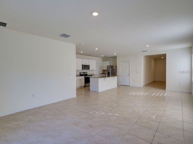 2501 RIBBON FALL AVENUE, Davenport, FL 33837