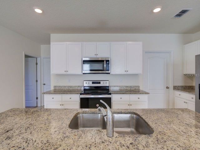 2501 RIBBON FALL AVENUE, Davenport, FL 33837