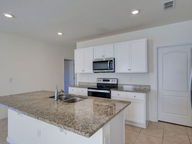 2501 RIBBON FALL AVENUE, Davenport, FL 33837