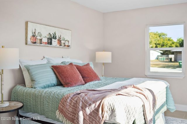 100 Charles Drive, Melbourne, FL 32935