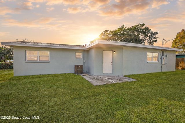 100 Charles Drive, Melbourne, FL 32935