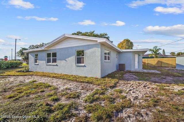 100 Charles Drive, Melbourne, FL 32935