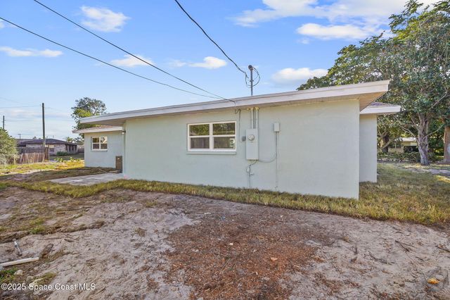 100 Charles Drive, Melbourne, FL 32935