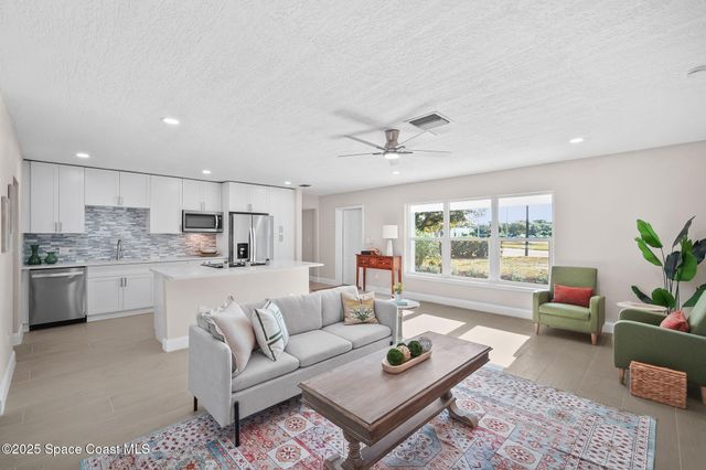 100 Charles Drive, Melbourne, FL 32935