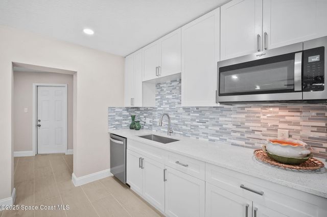 100 Charles Drive, Melbourne, FL 32935