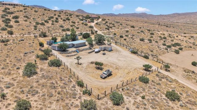 25623 Santa Rosa, Apple Valley, CA 92308