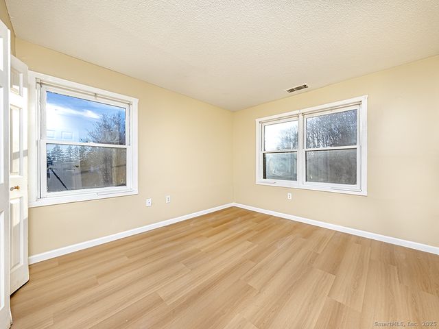 50 Long Street APT 5, New Britain, CT 06051