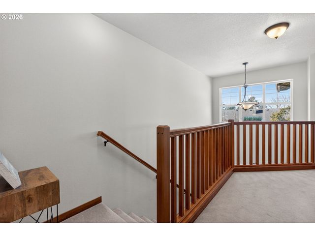 1061 S COLUMBIA St, Seaside, OR 97138