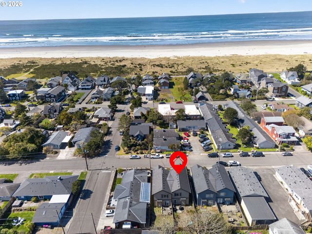 1061 S COLUMBIA St, Seaside, OR 97138