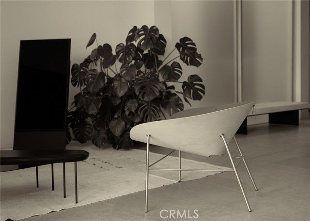 838 N Kings Road 303, West Hollywood, CA 90069