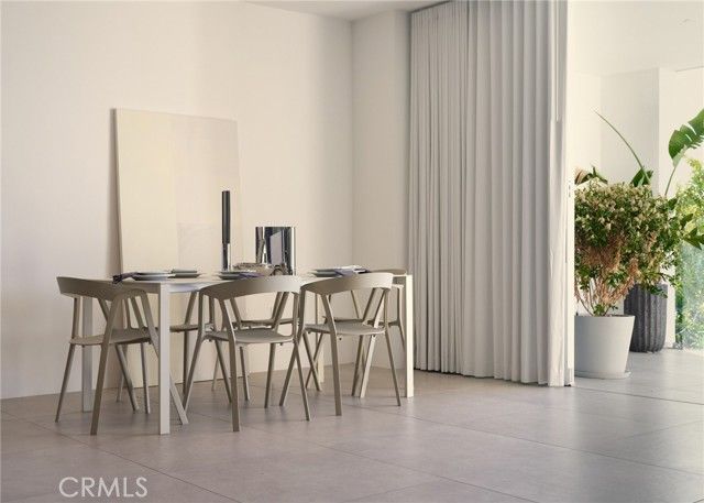 838 N Kings Road 303, West Hollywood, CA 90069