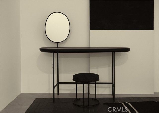 838 N Kings Road 303, West Hollywood, CA 90069