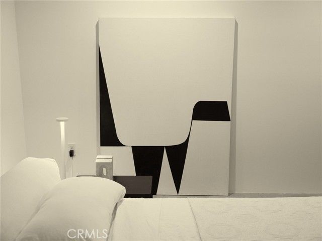 838 N Kings Road 303, West Hollywood, CA 90069