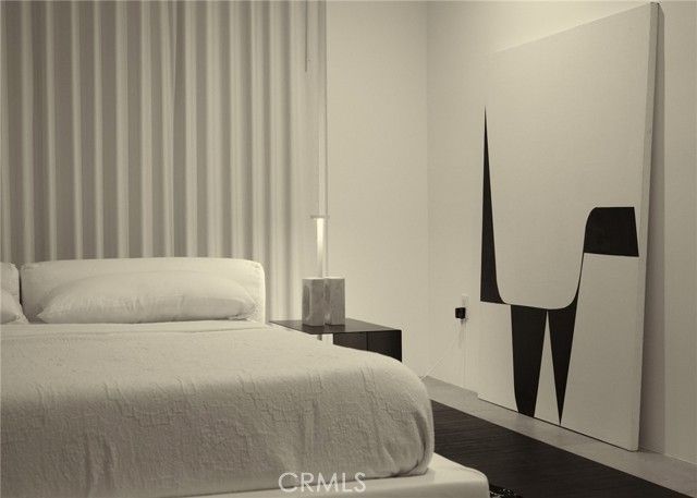 838 N Kings Road 303, West Hollywood, CA 90069