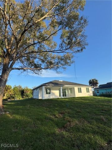 615 Clayton AVE, Lehigh Acres, FL 33972