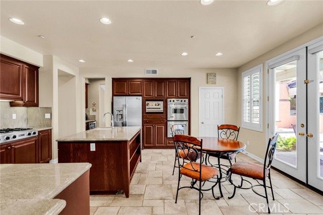 2542 Adage Way, Riverside, CA 92506