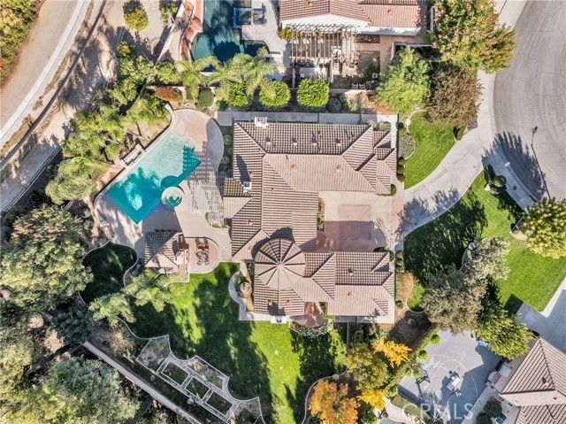 2542 Adage Way, Riverside, CA 92506