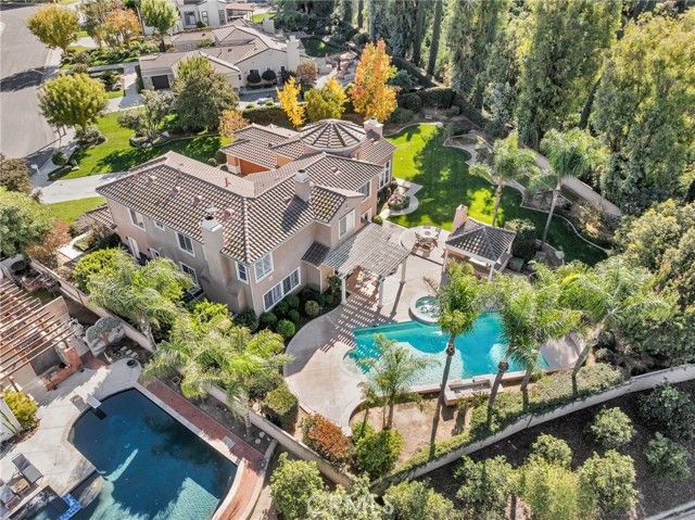 2542 Adage Way, Riverside, CA 92506