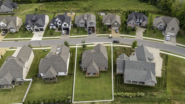 138 Pima Trl, Lebanon, TN 37087