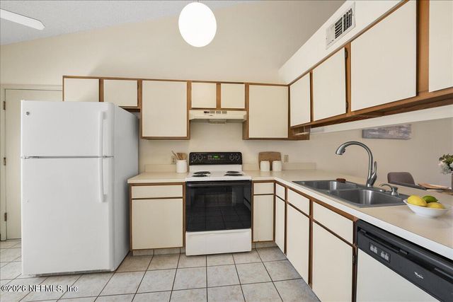 11445 LANCER WAY Way, Jacksonville, FL 32223