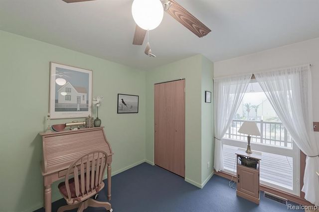 8700 Hillsdale Drive, Gregory, MI 48137