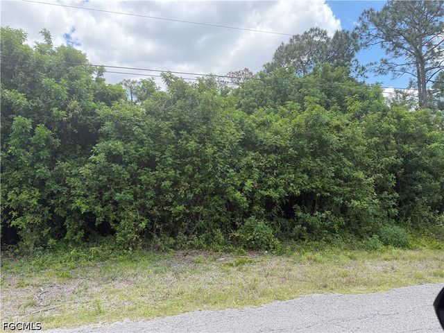 108 Columbus AVE, Lehigh Acres, FL 33936