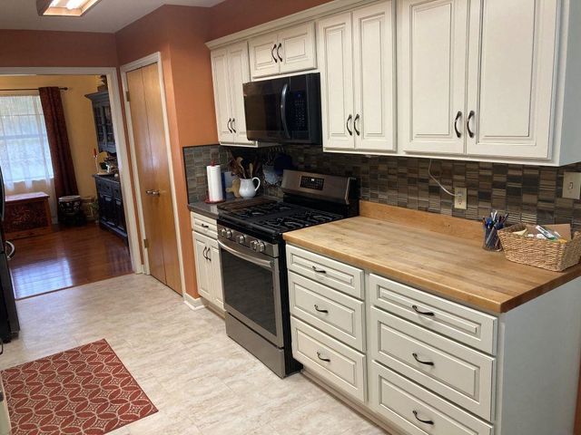 37 Keno Drive, Cherokee Village, AR 72529