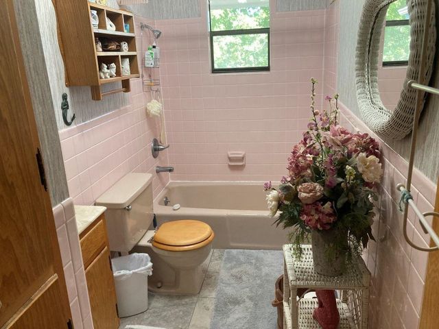 37 Keno Drive, Cherokee Village, AR 72529