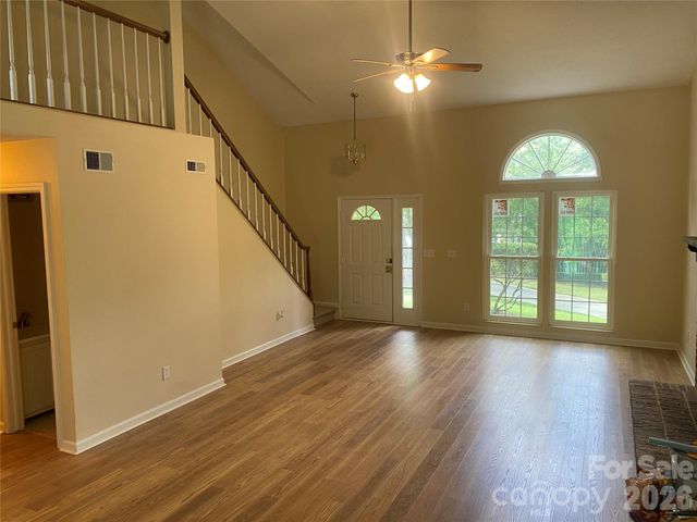 11101 Deerpath Court, Charlotte, NC 28262