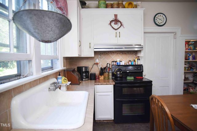 304 E Main Street, Elm City, NC 27822