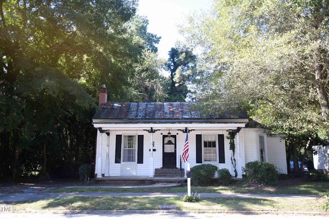 304 E Main Street, Elm City, NC 27822