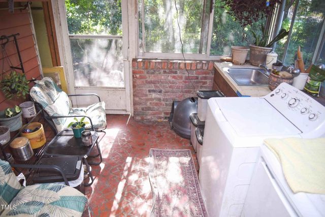 304 E Main Street, Elm City, NC 27822