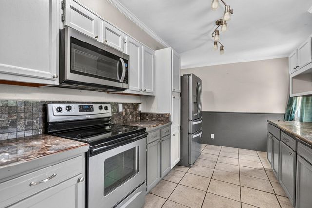 3787 Premium Drive, Chattanooga, TN 37415